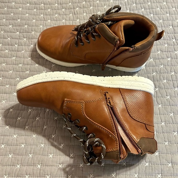 Sonoma Brown and White Boots with Lace-Up Design - Picture 3 of 6